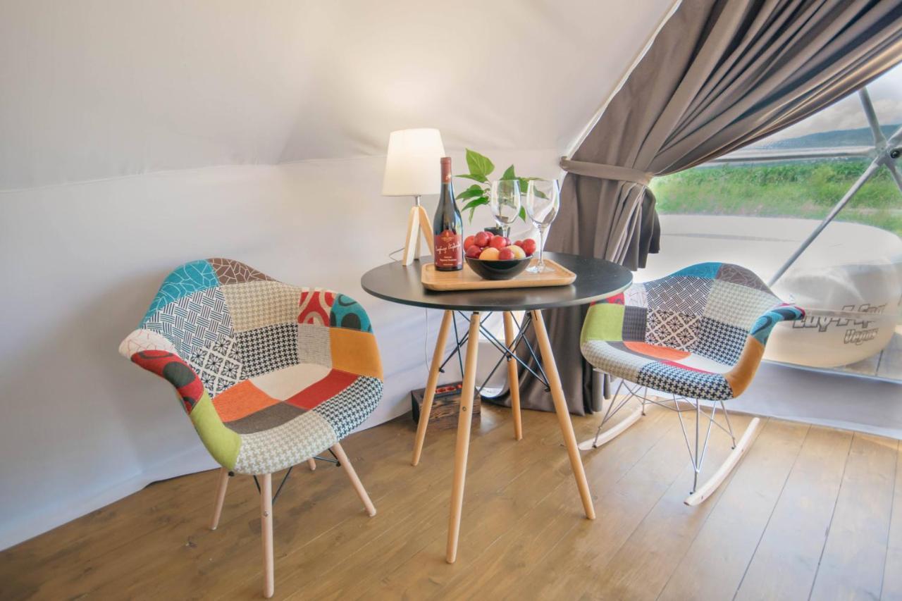 Jewelberry Glamping Hotel Tbilisi Mtsʼkhetʼa Екстериор снимка
