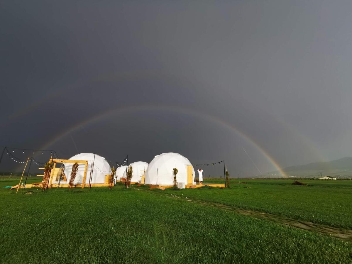 Jewelberry Glamping Hotel Tbilisi Mtsʼkhetʼa Екстериор снимка