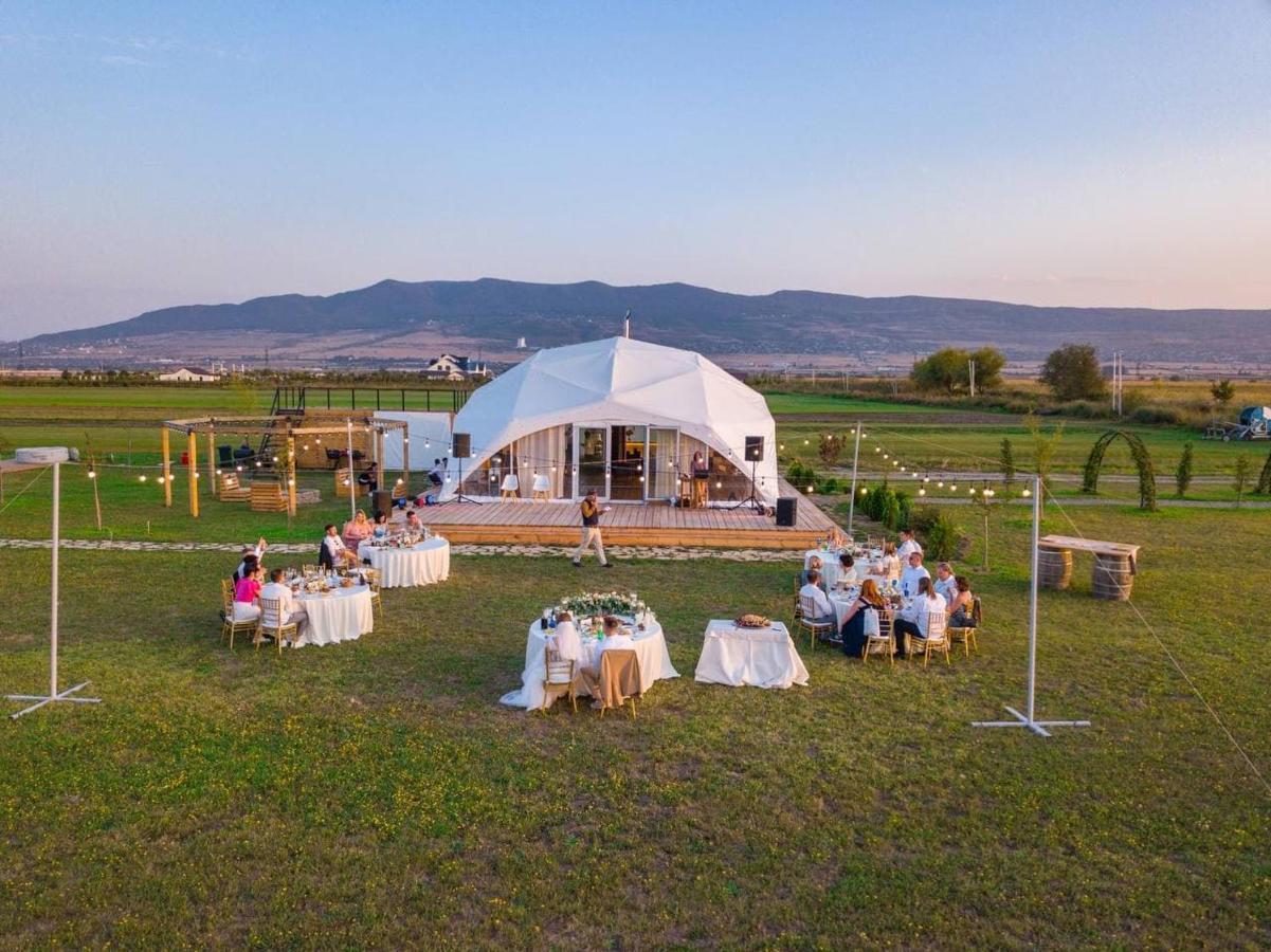 Jewelberry Glamping Hotel Tbilisi Mtsʼkhetʼa Екстериор снимка