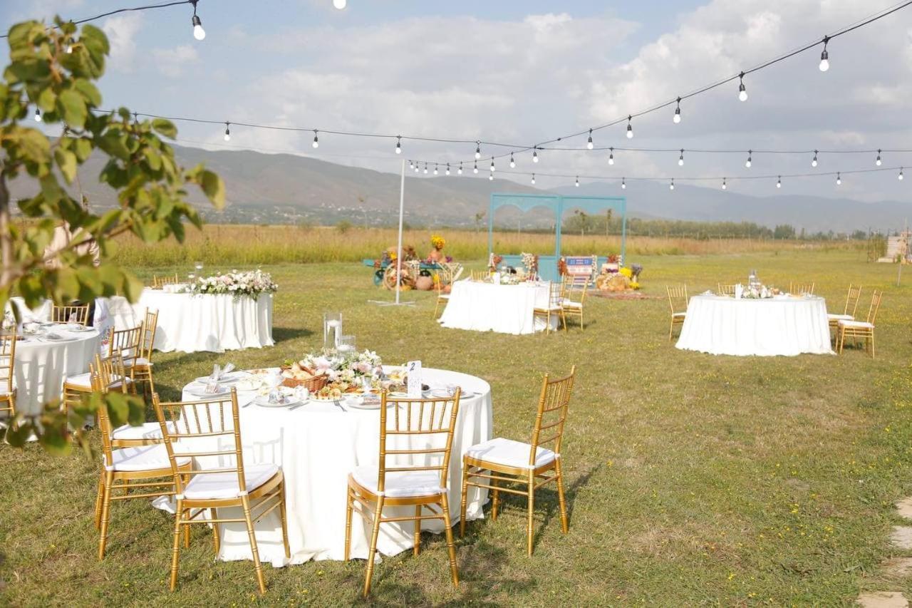 Jewelberry Glamping Hotel Tbilisi Mtsʼkhetʼa Екстериор снимка