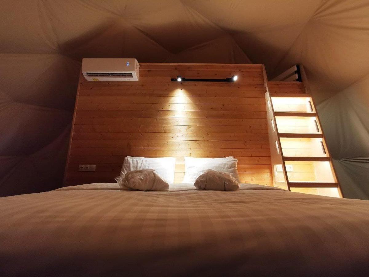 Jewelberry Glamping Hotel Tbilisi Mtsʼkhetʼa Екстериор снимка