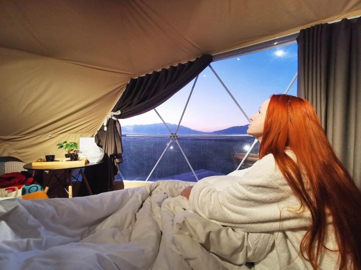 Jewelberry Glamping Hotel Tbilisi Mtsʼkhetʼa Екстериор снимка