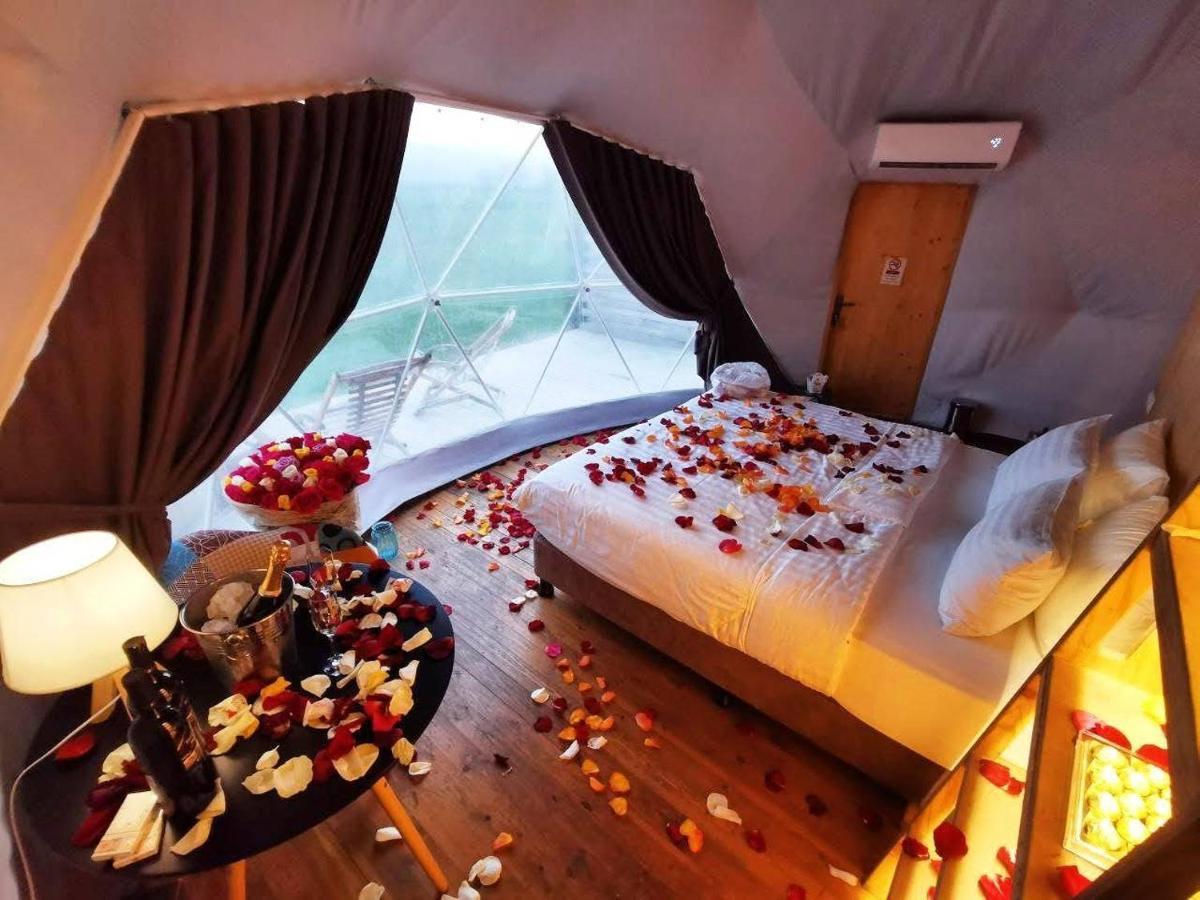 Jewelberry Glamping Hotel Tbilisi Mtsʼkhetʼa Екстериор снимка