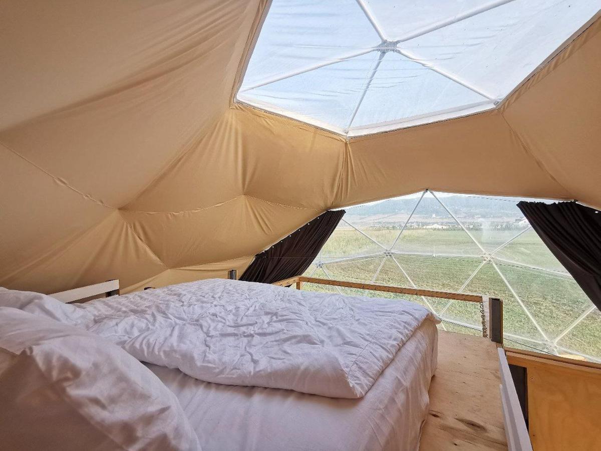 Jewelberry Glamping Hotel Tbilisi Mtsʼkhetʼa Екстериор снимка
