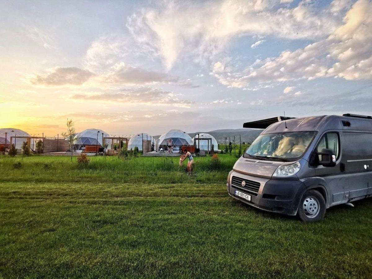 Jewelberry Glamping Hotel Tbilisi Mtsʼkhetʼa Екстериор снимка