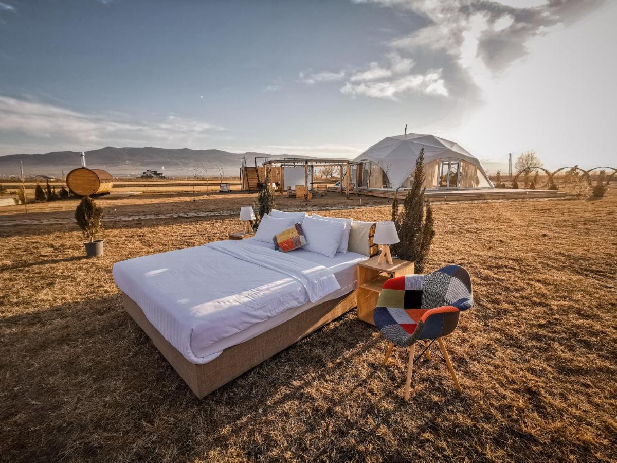 Jewelberry Glamping Hotel Tbilisi Mtsʼkhetʼa Екстериор снимка