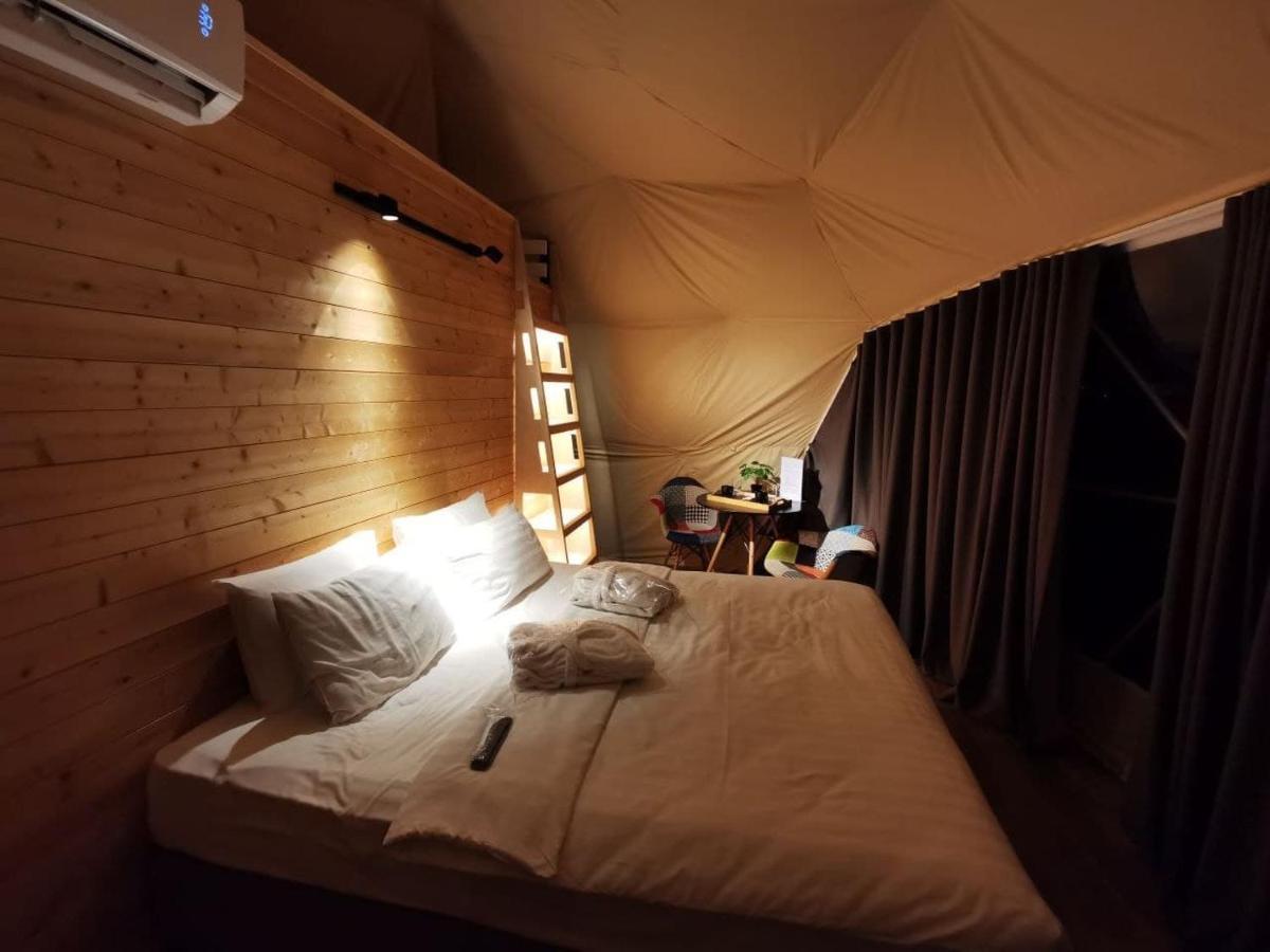 Jewelberry Glamping Hotel Tbilisi Mtsʼkhetʼa Екстериор снимка