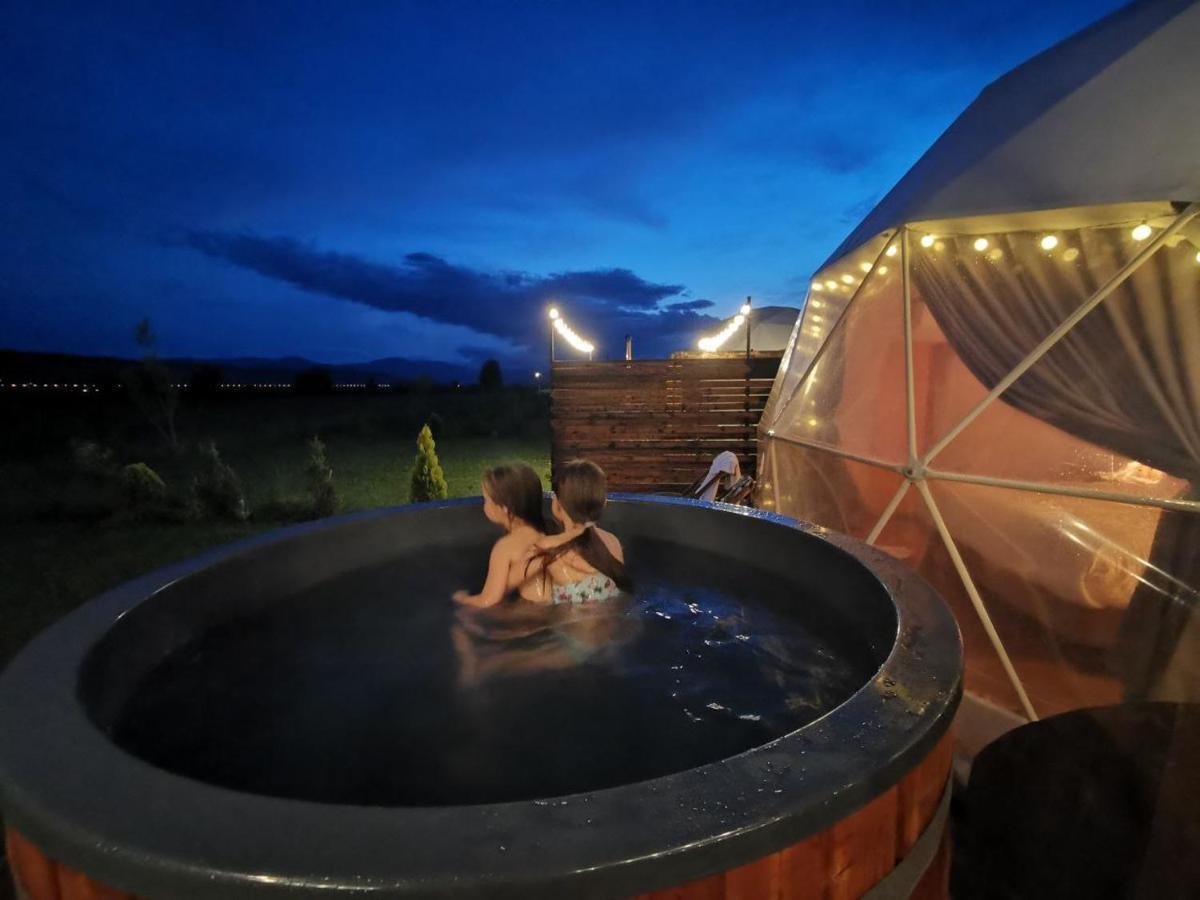 Jewelberry Glamping Hotel Tbilisi Mtsʼkhetʼa Екстериор снимка