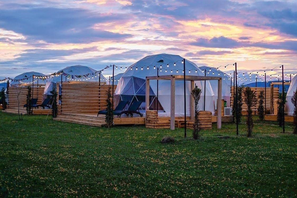 Jewelberry Glamping Hotel Tbilisi Mtsʼkhetʼa Екстериор снимка