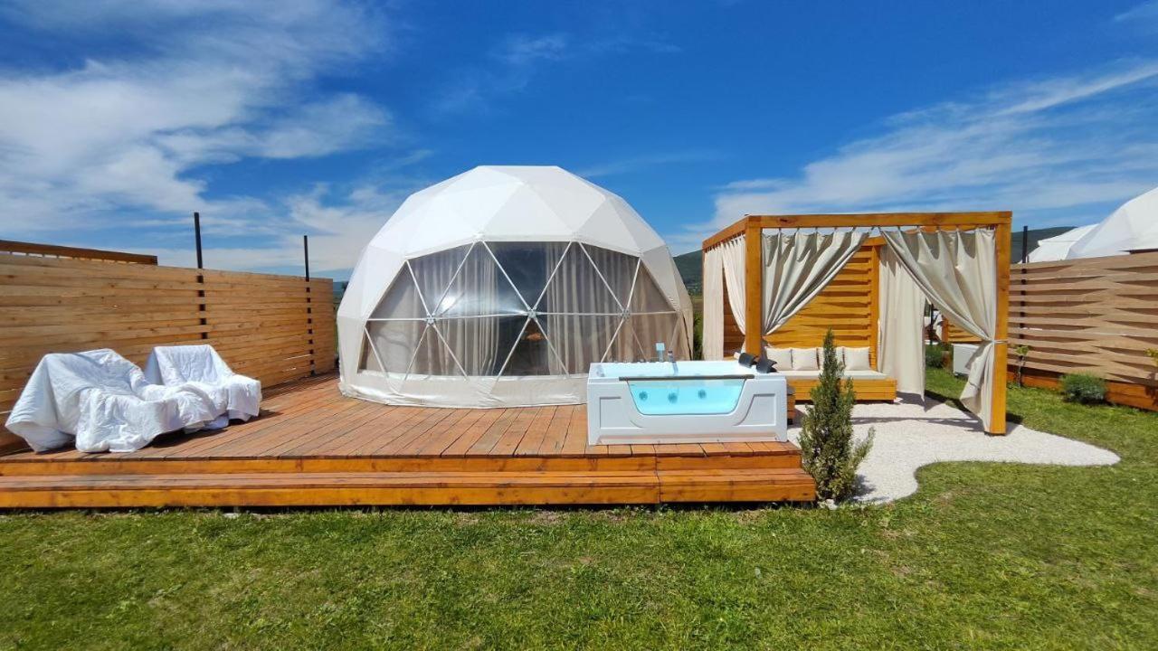 Jewelberry Glamping Hotel Tbilisi Mtsʼkhetʼa Екстериор снимка