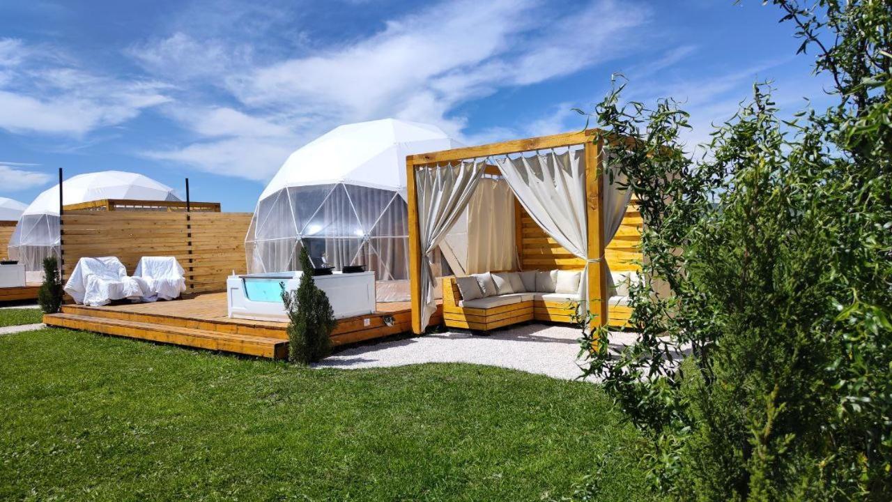 Jewelberry Glamping Hotel Tbilisi Mtsʼkhetʼa Екстериор снимка