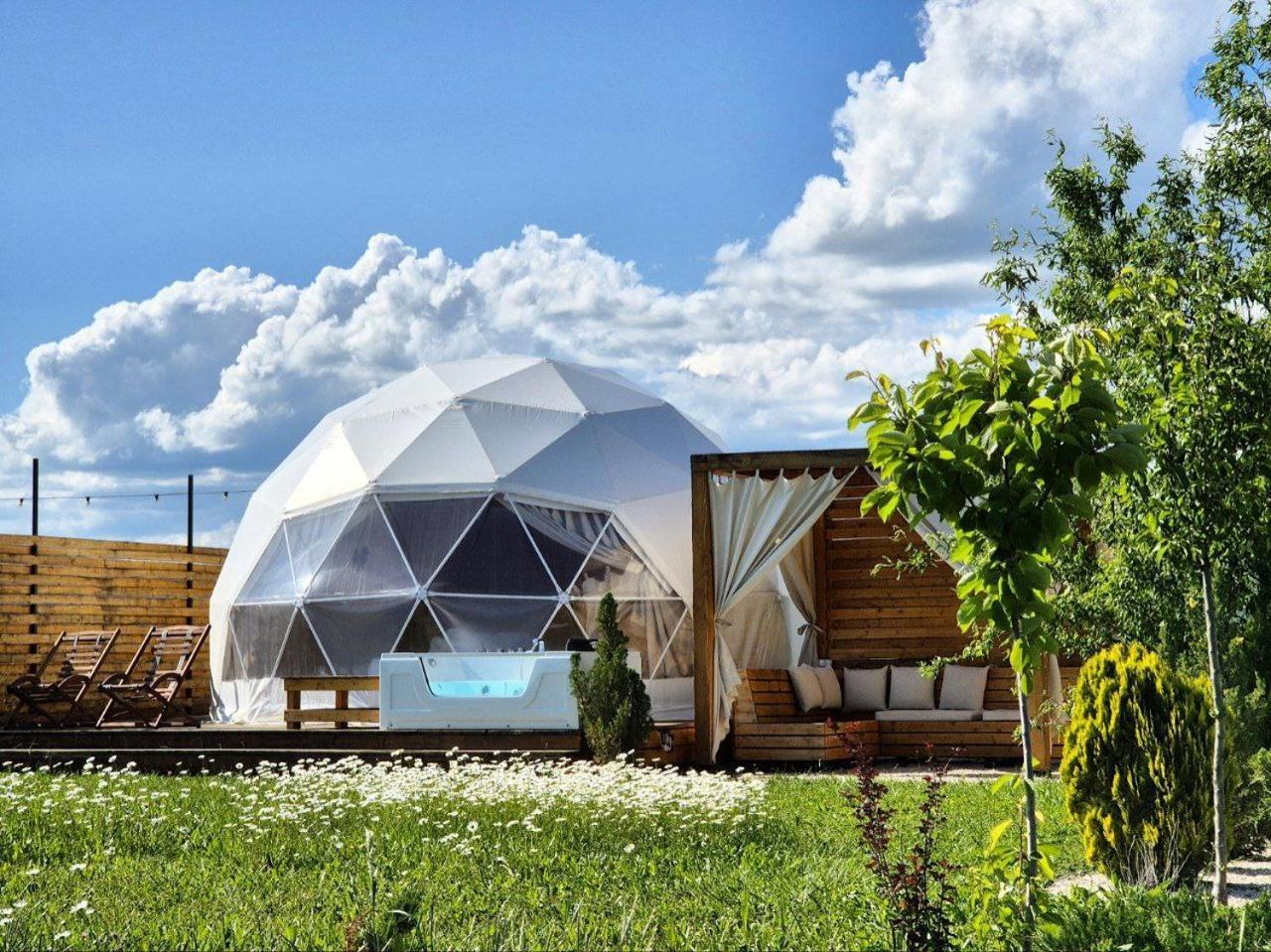 Jewelberry Glamping Hotel Tbilisi Mtsʼkhetʼa Екстериор снимка